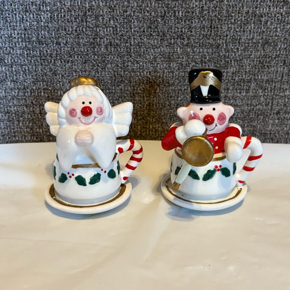 Lenox Christmas Salt & Pepper Shakers Angel And Toy Soldier Ceramic‎ Holiday